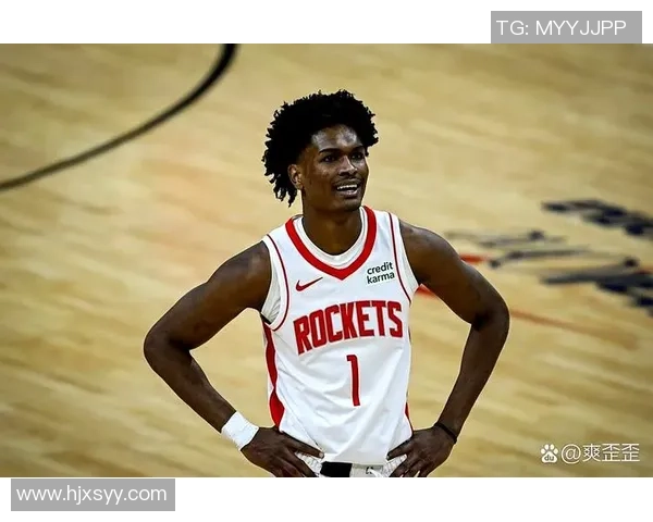 火箭队在太阳夏季联赛中展现新星风采，年轻球员争相亮相引发关注